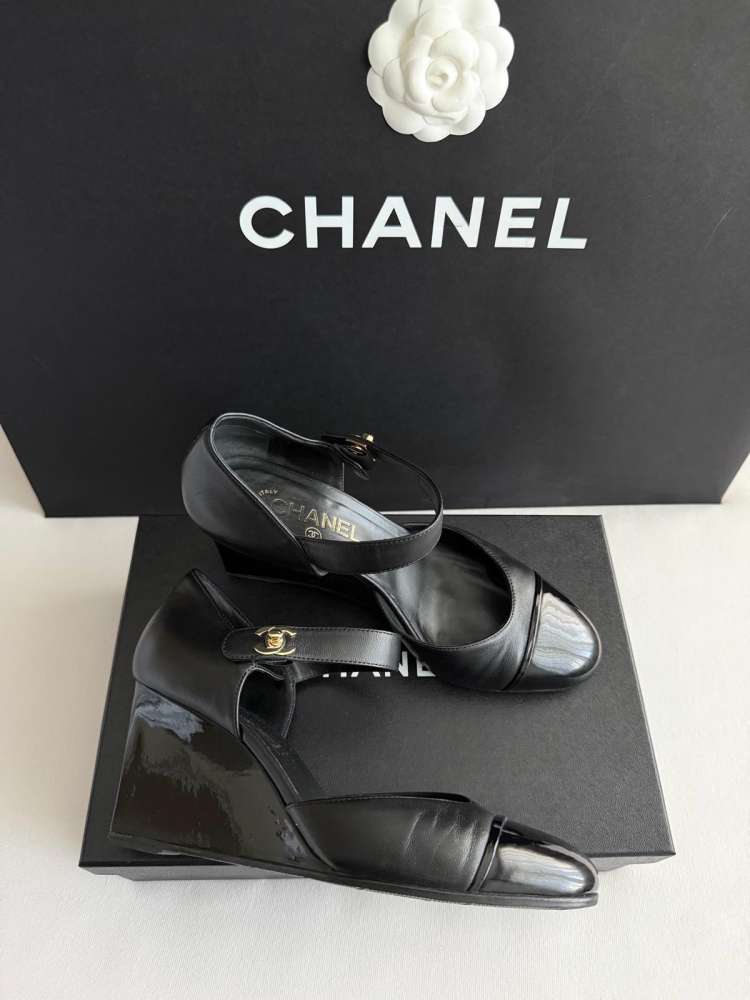 Chanel balerinky na opätku