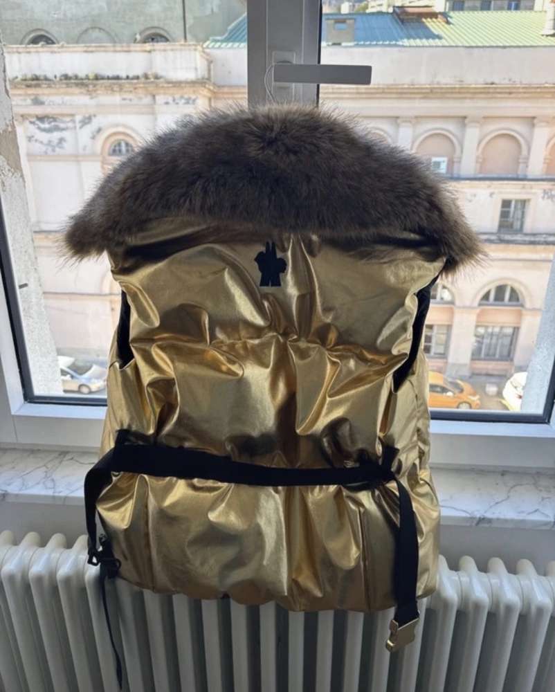 Moncler Vesta