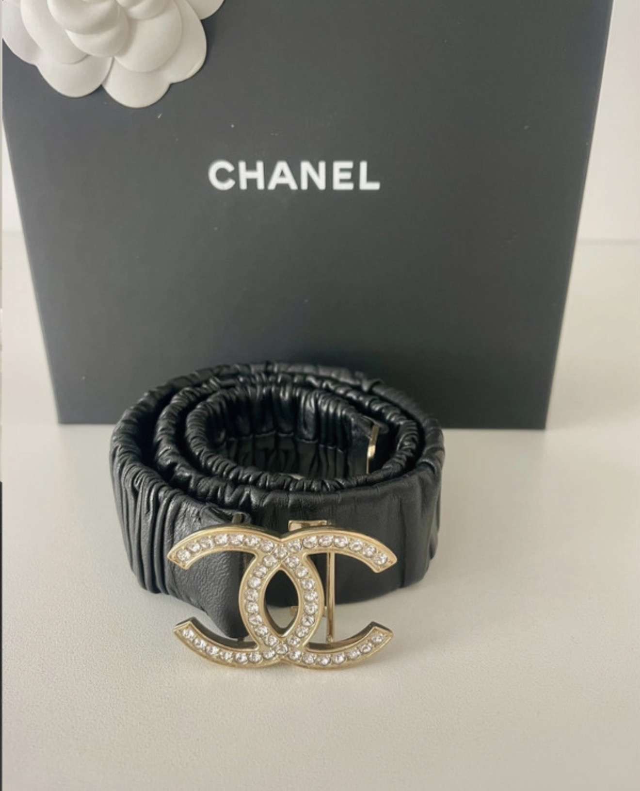 Chanel opasok
