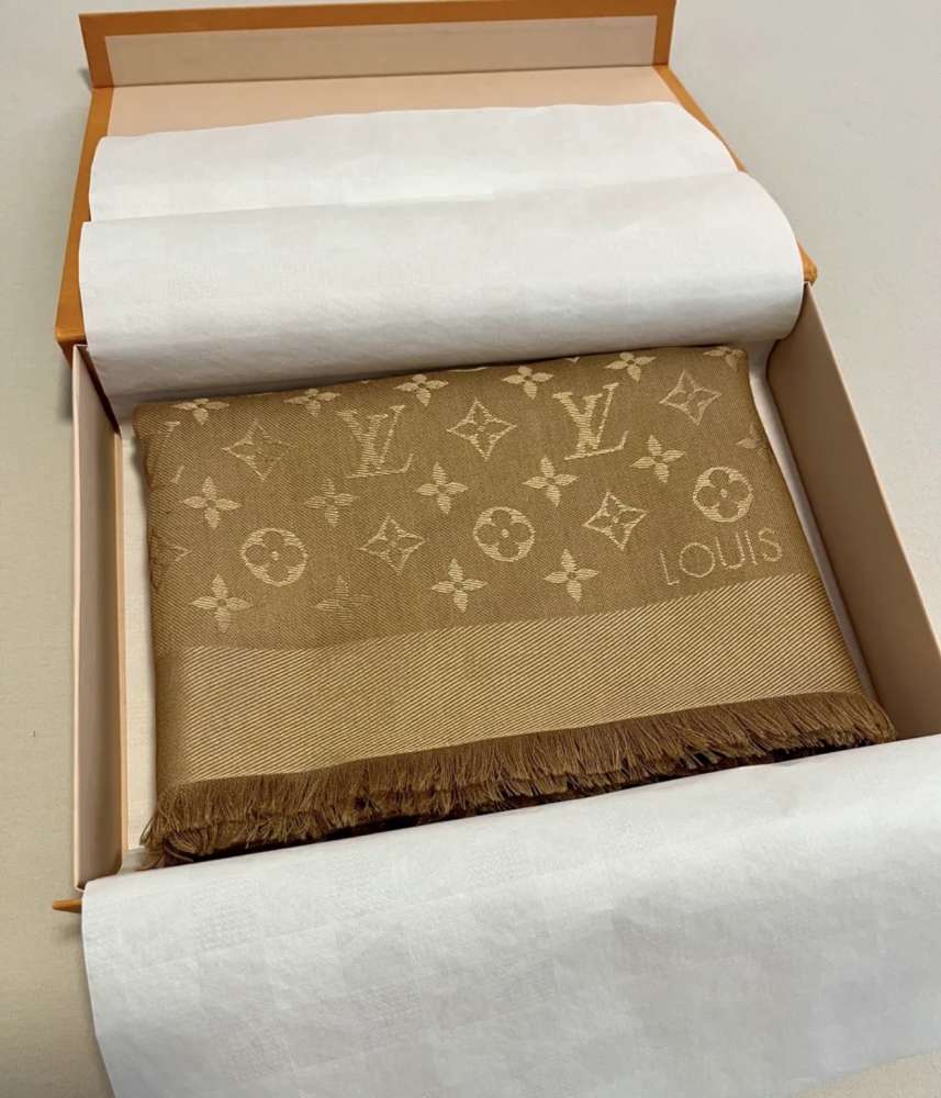 Louis Vuitton šál