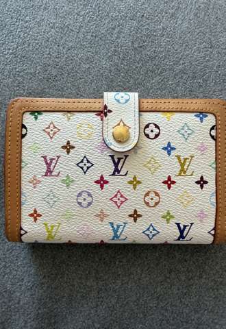 https://vipluxury.sk/Louis Vuitton penazenka