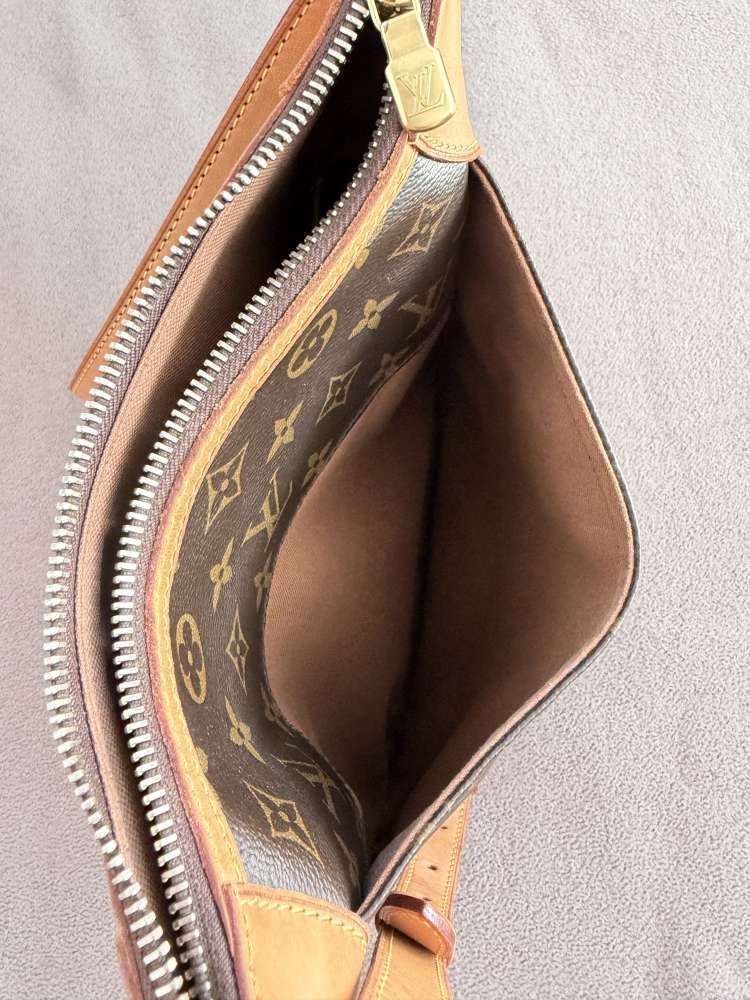 Louis Vuitton Odeon PM