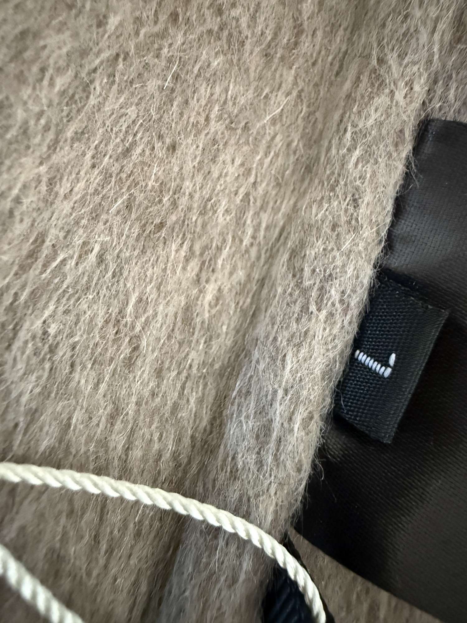 Max Mara kabat