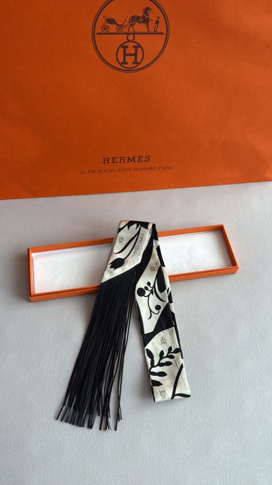 Hermes twilly