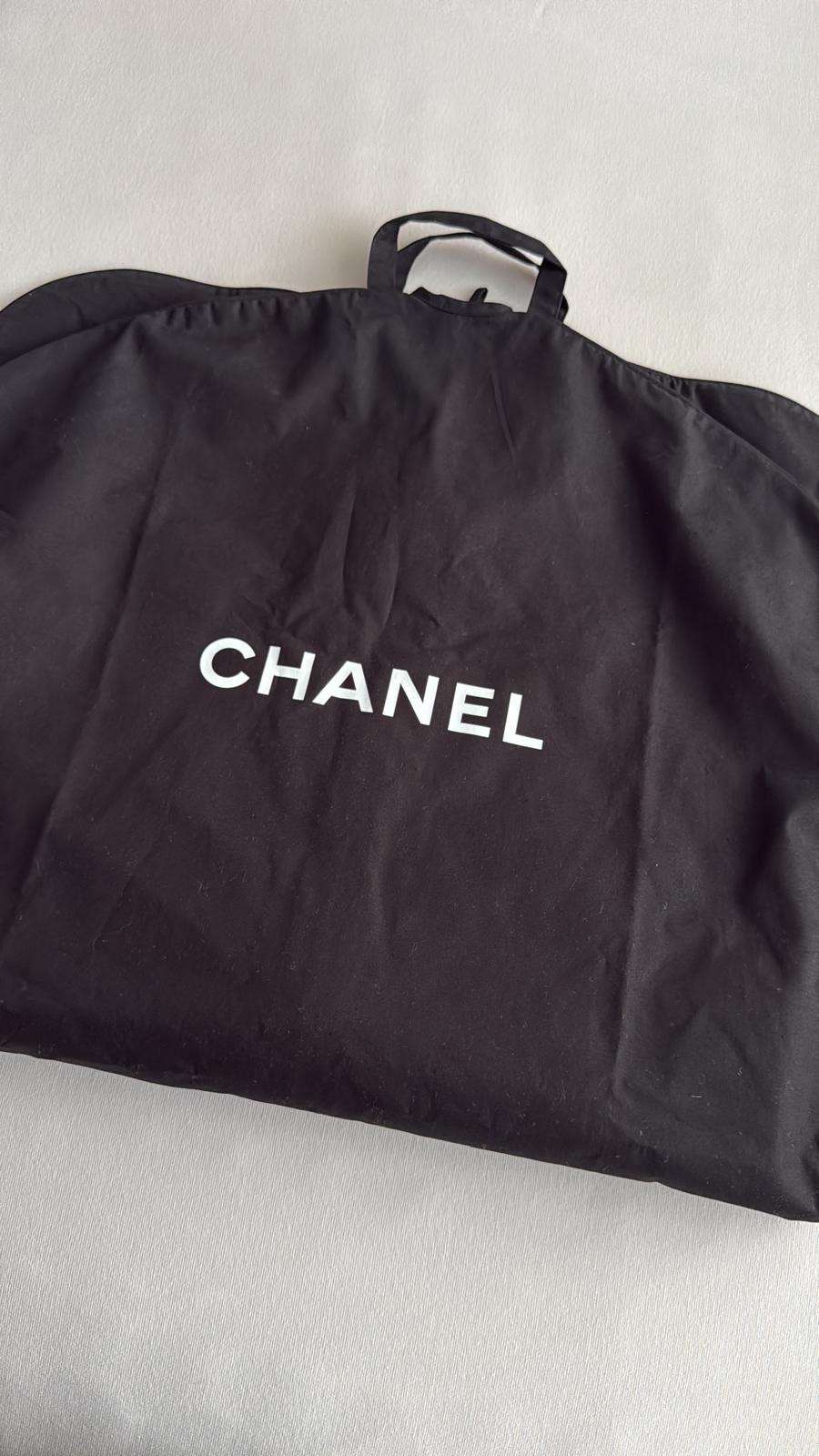 Chanel sveter