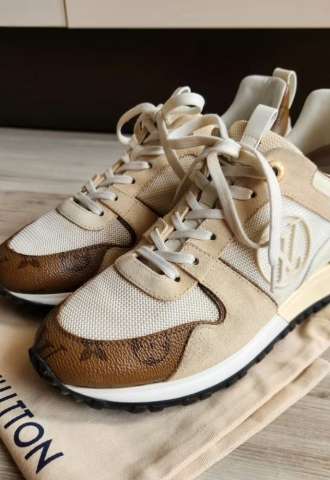 https://vipluxury.sk/Louis Vuitton Run Away