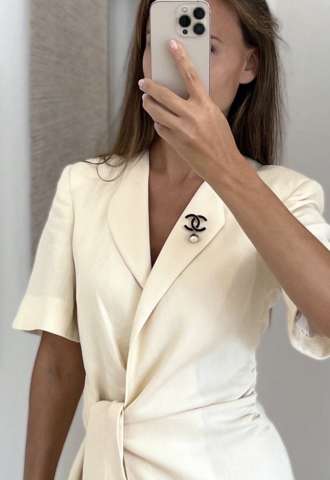 https://vipluxury.sk/Chanel brošňa