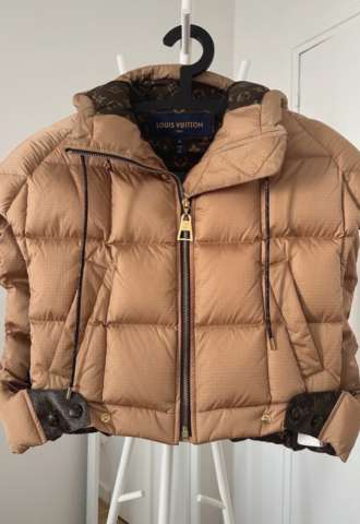 https://vipluxury.sk/Louis Vuitton Vesta