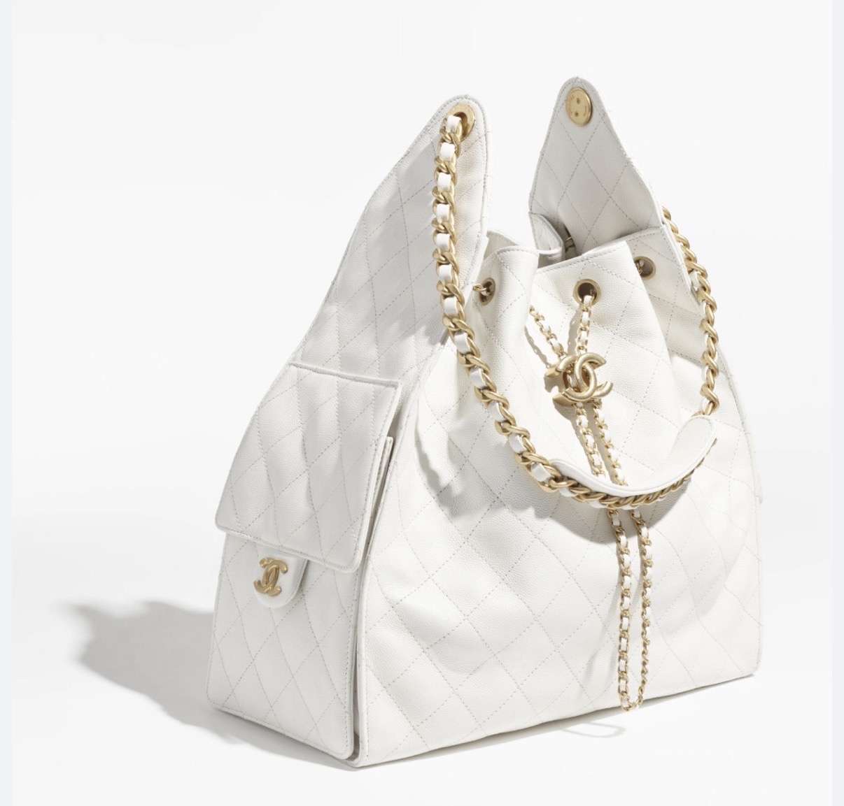 Chanel 25 medium hobo