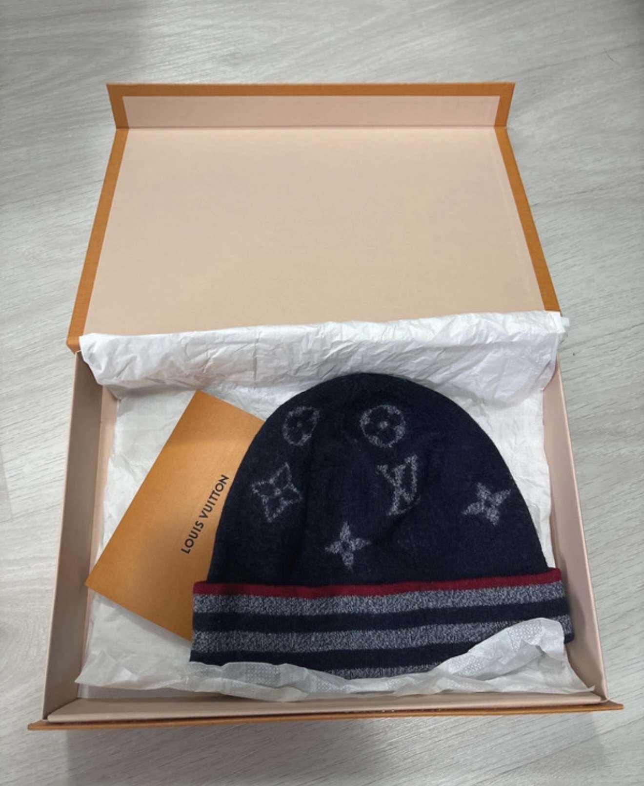 Louis vuitton čiapka