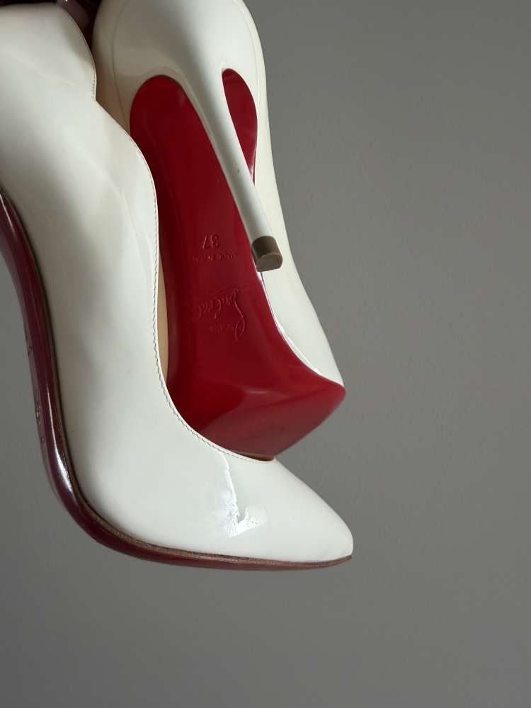 Christian Louboutin lodičky 🤍👠