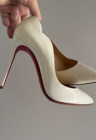 https://vipluxury.sk/Christian Louboutin lodičky 🤍👠