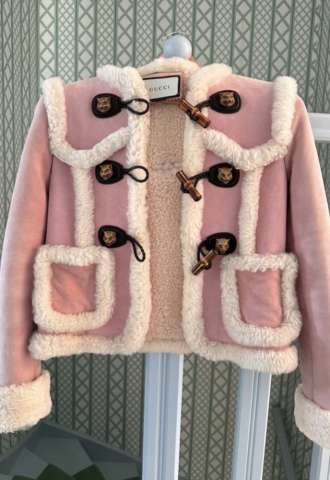 https://vipluxury.sk/Gucci Bunda