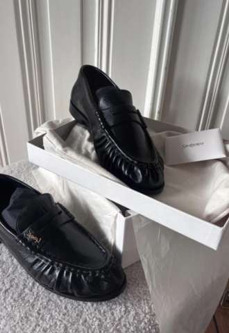 https://vipluxury.sk/YSL mokasiny