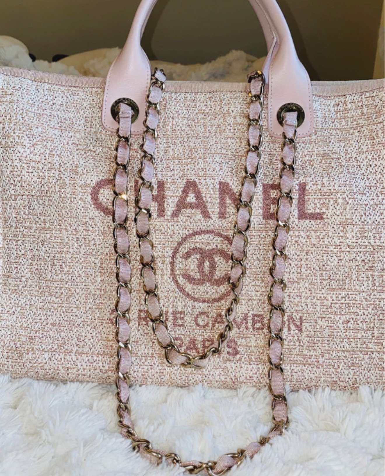 Chanel deauville large
