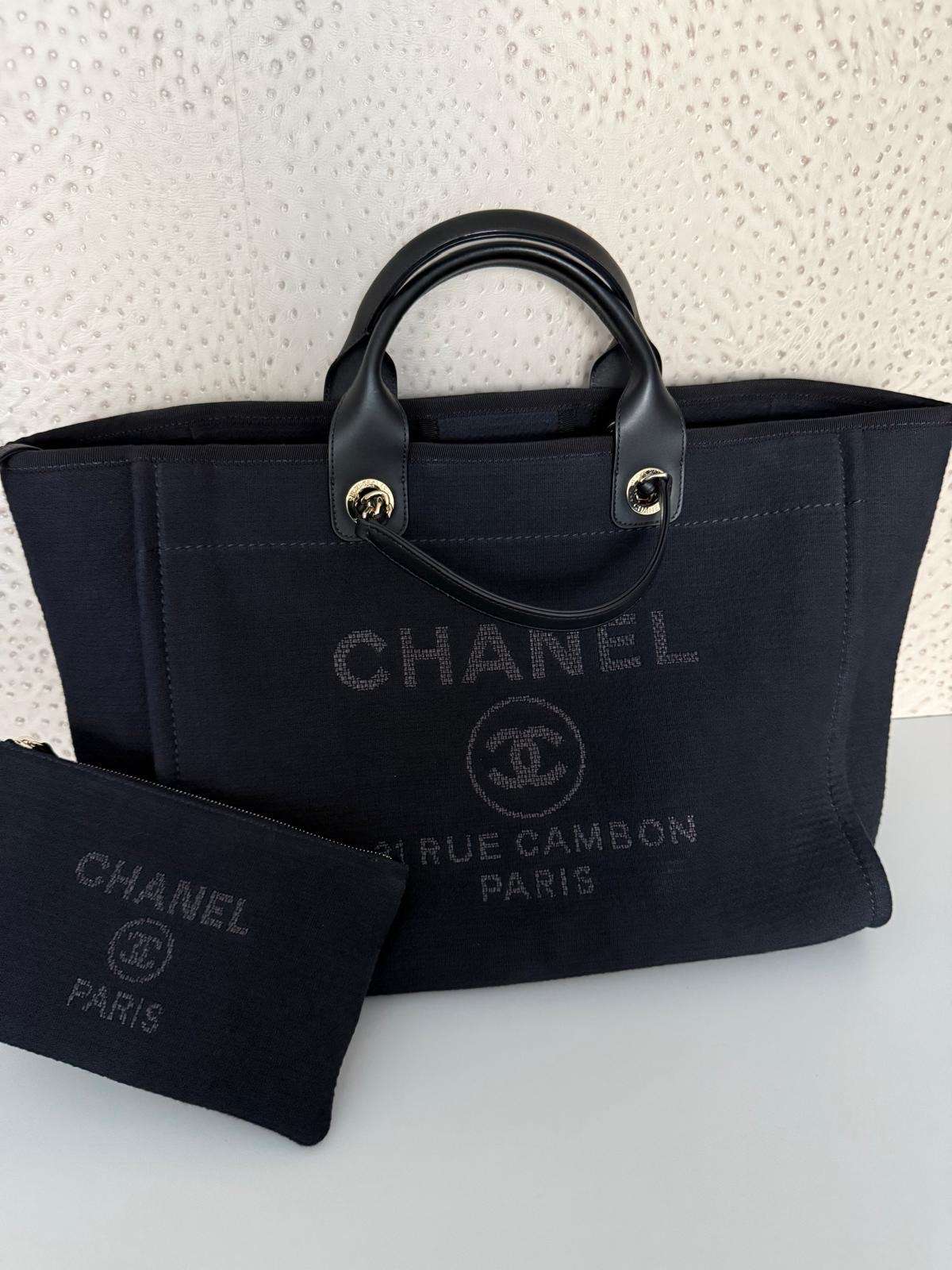 Chanel shopping bag