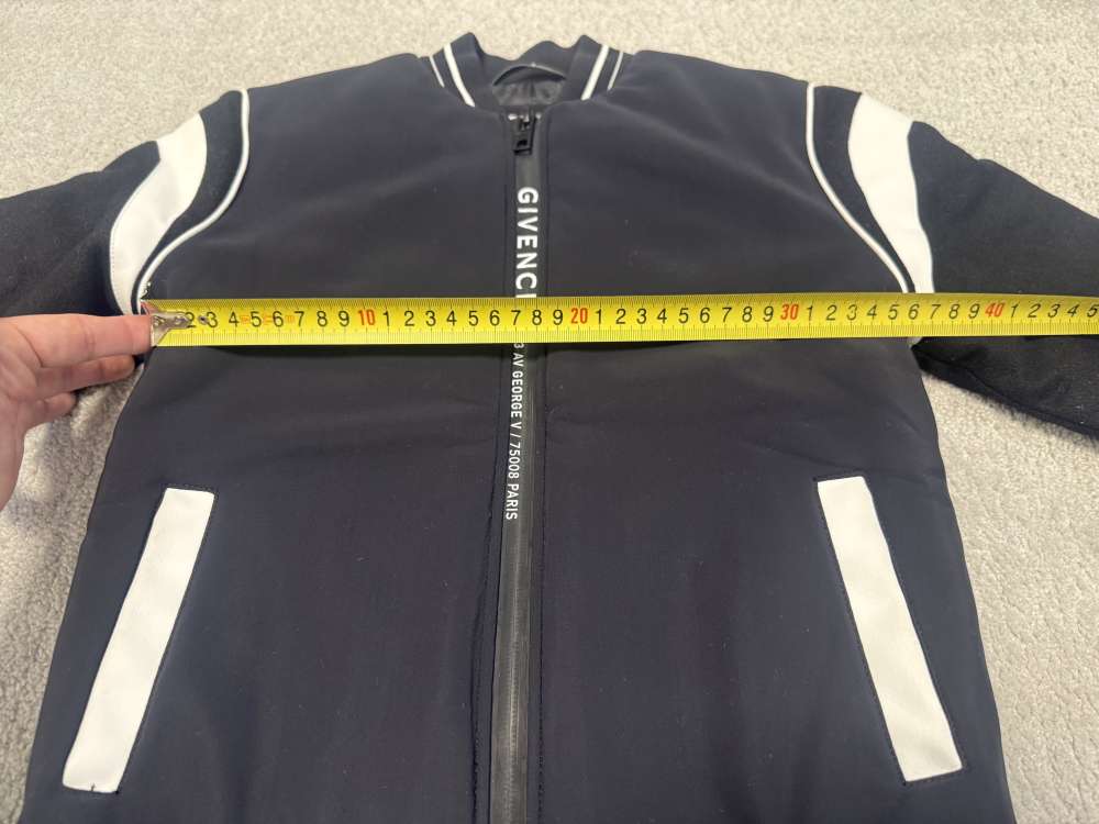 Givenchy detska bombera velkost 8