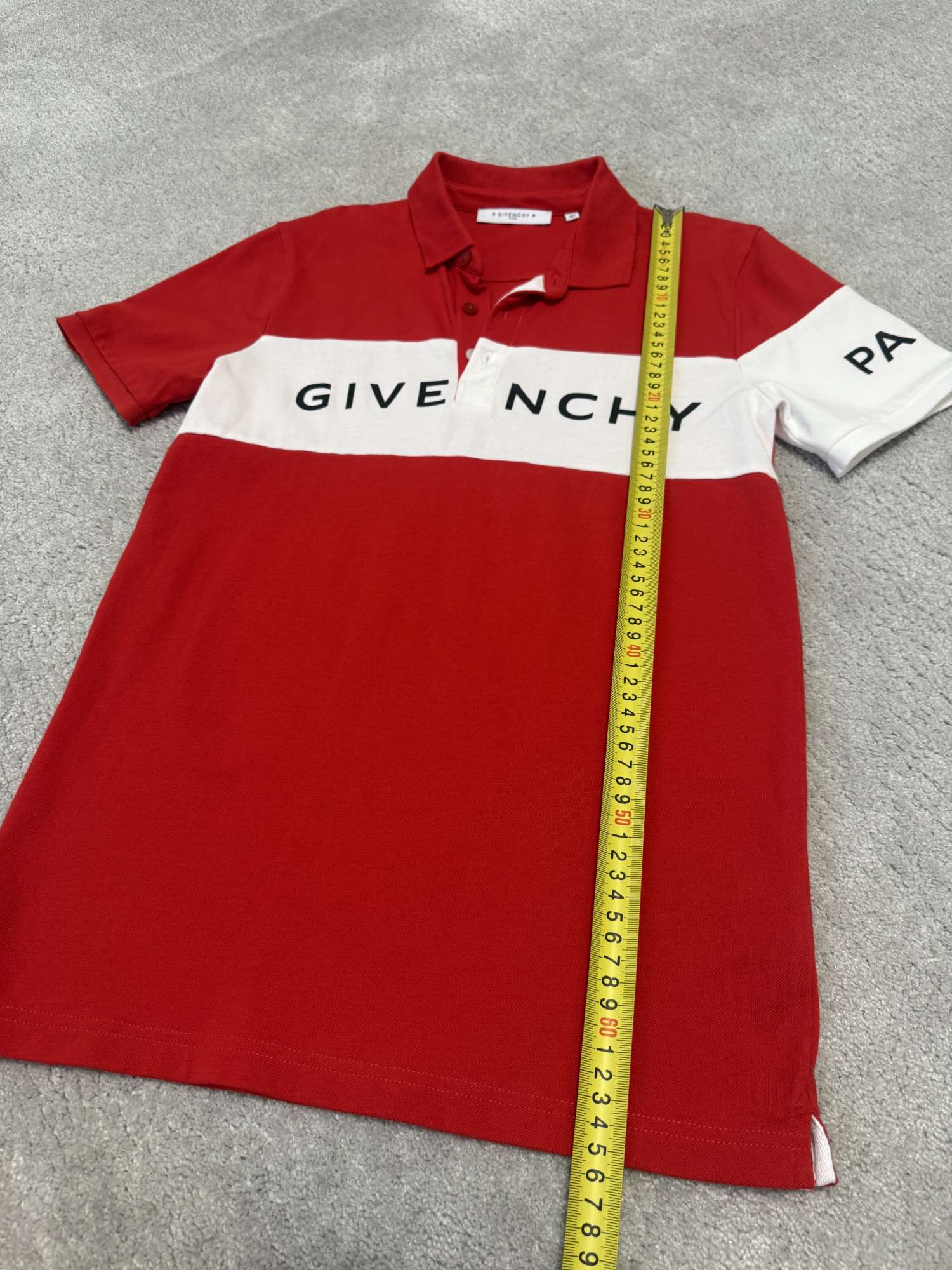 Givenchy juniorske tricko velkost 12+
