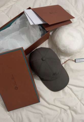 https://vipluxury.sk/Loro piana šiltovka