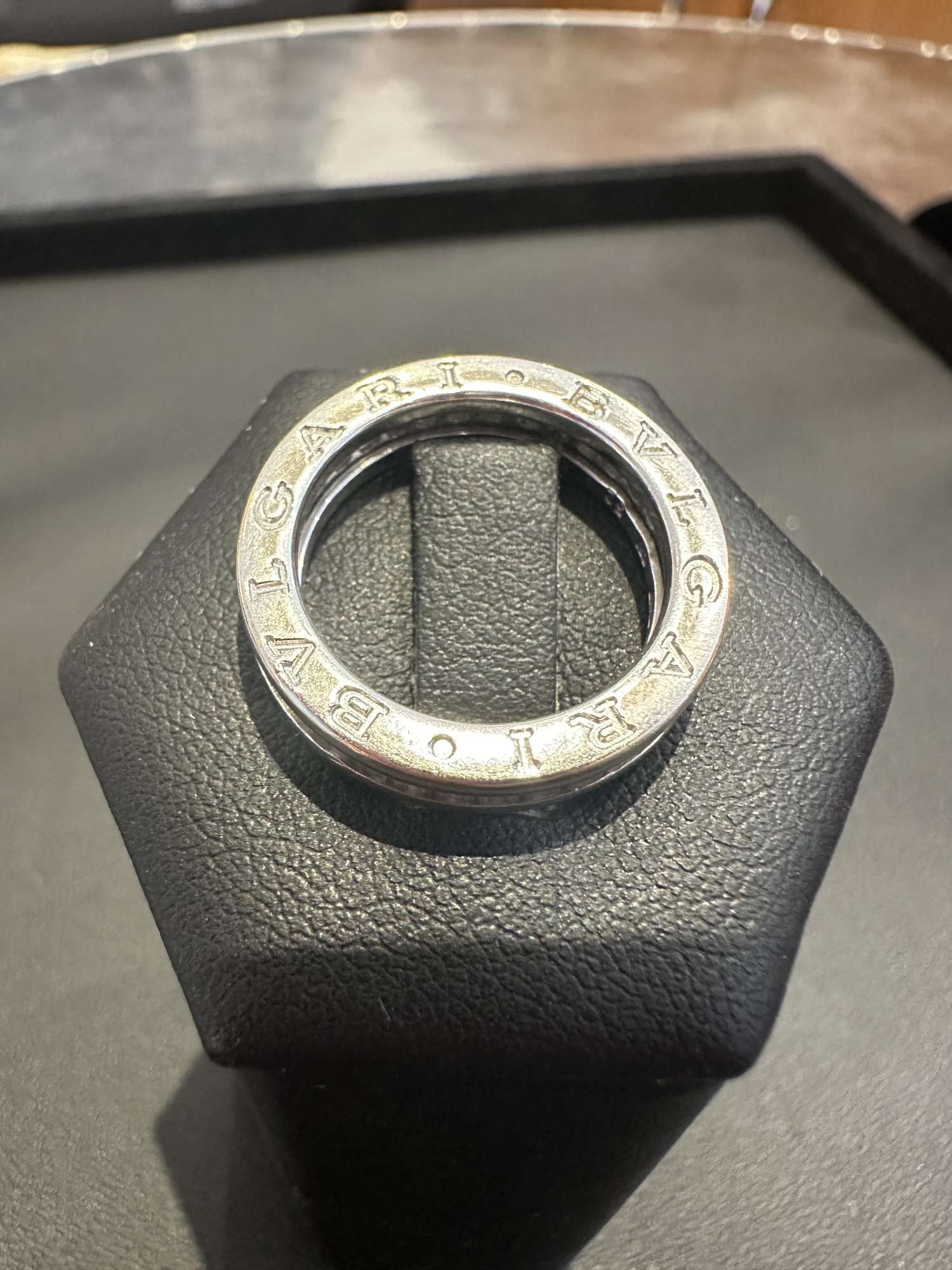 Bvlgari  B.zero 1-zlaty briliantovy prsteň
