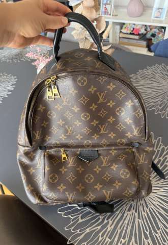https://vipluxury.sk/LV Palm Springs MM