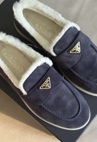 https://vipluxury.sk/Prada mokasinky