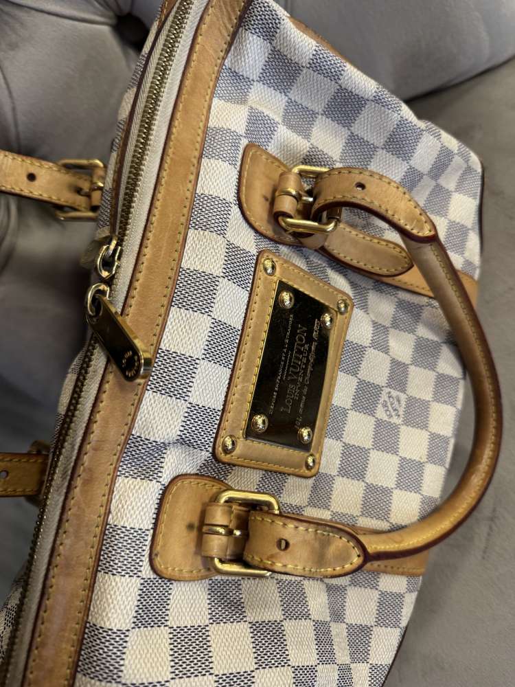 Louis Vuitton Barkeley