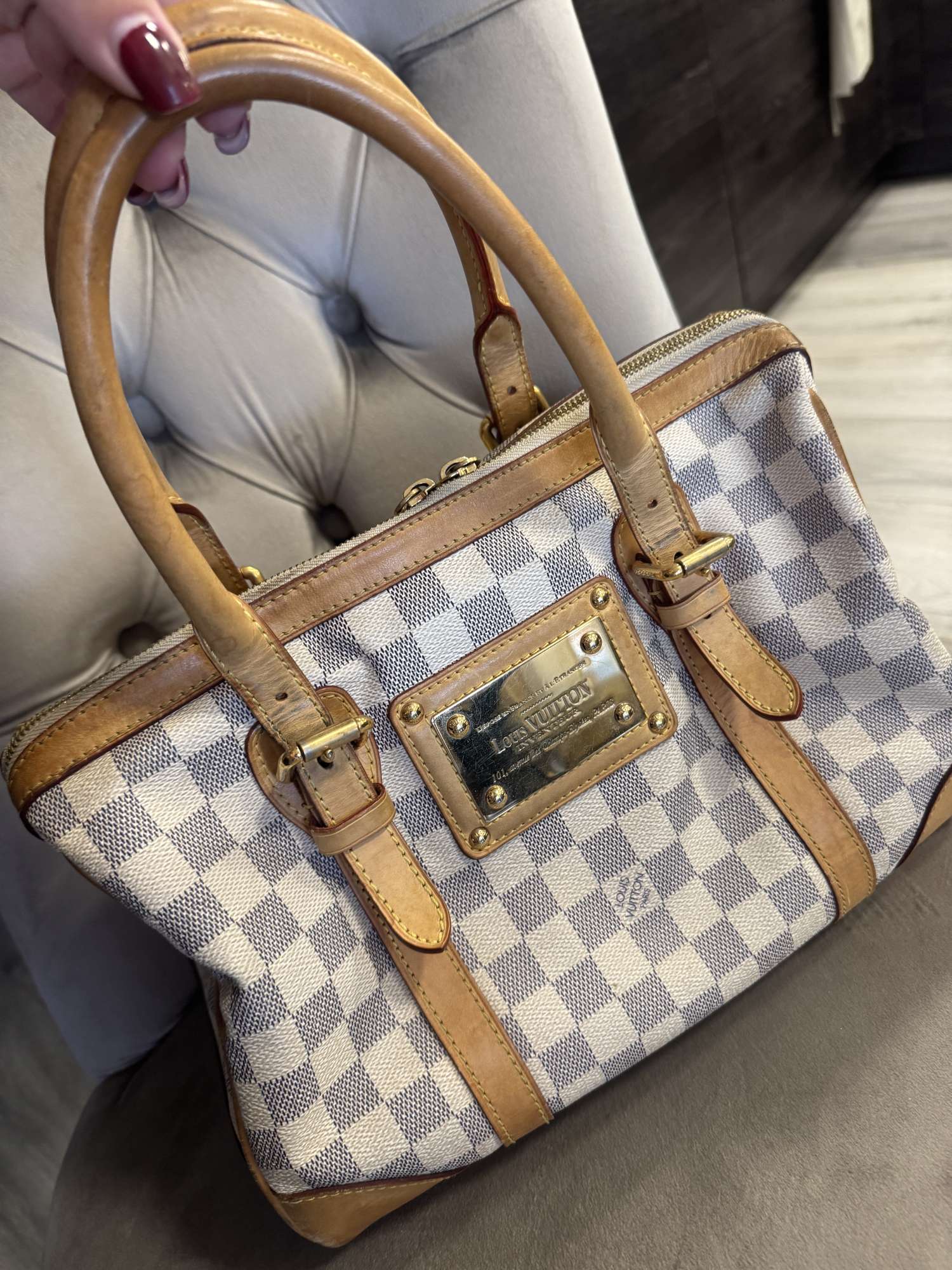 Louis Vuitton Barkeley