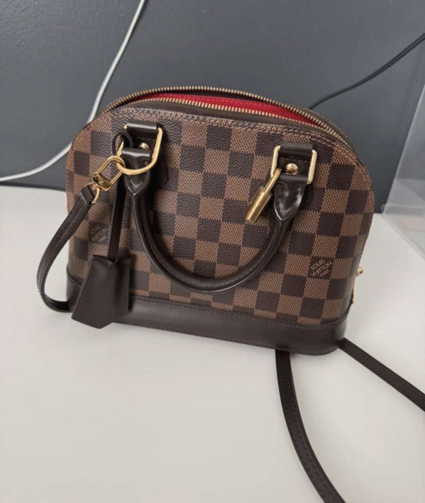 Louis Vuitton Alma bb