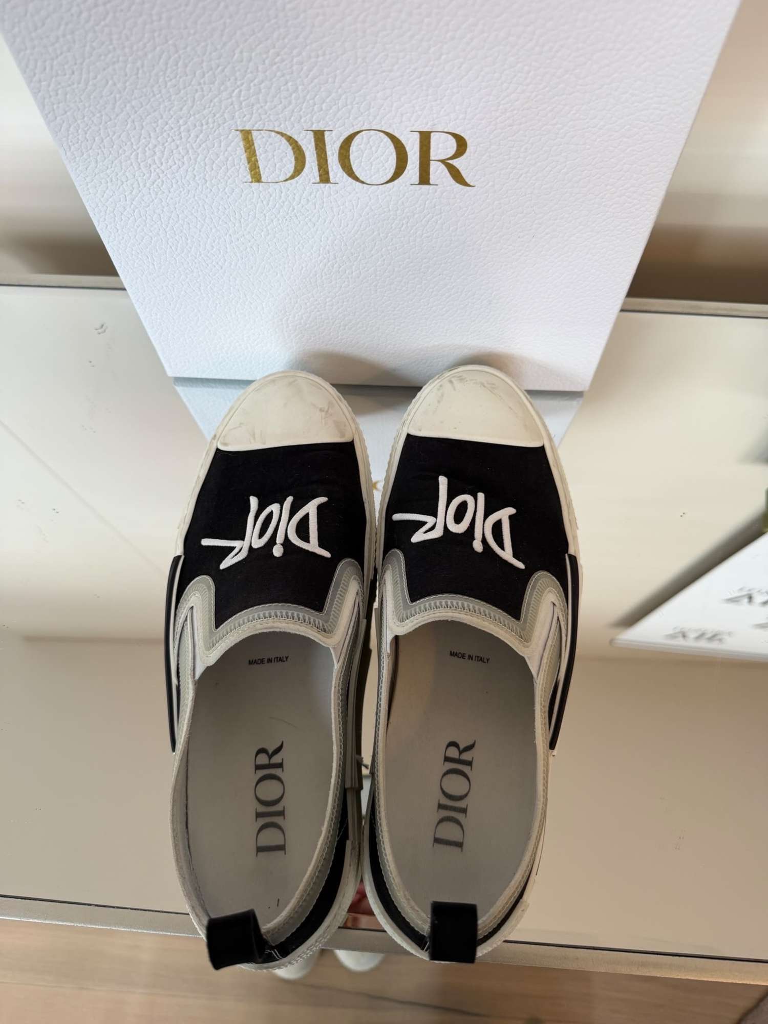 Dior slip on tenisky s nápisom