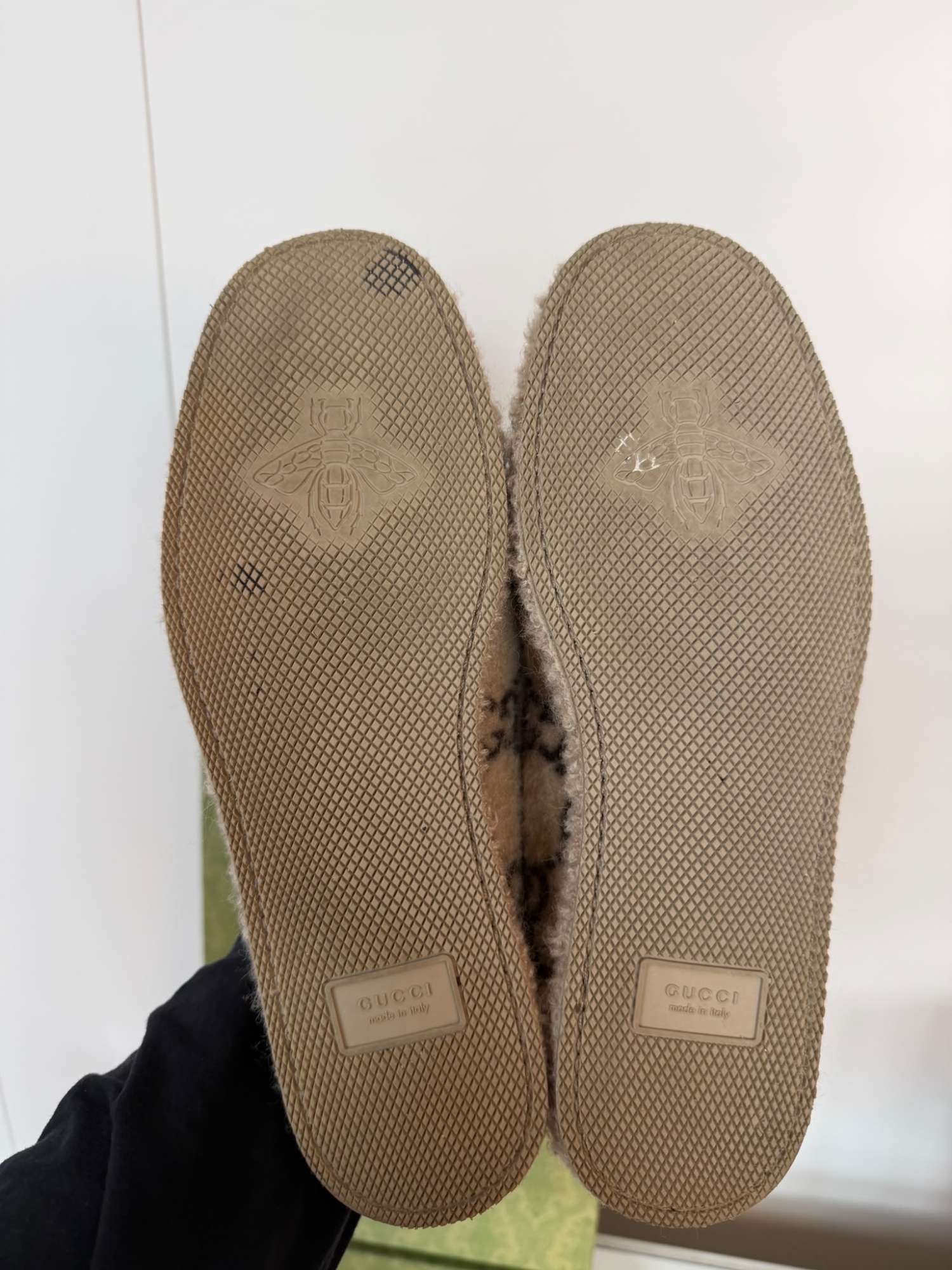 Gucci mokasiny s GG vzorom