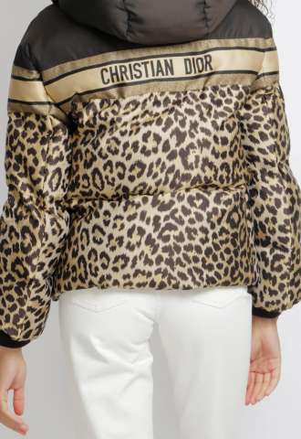 https://vipluxury.sk/Christian Dior Bunda