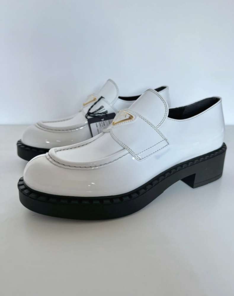 Prada mokasiny