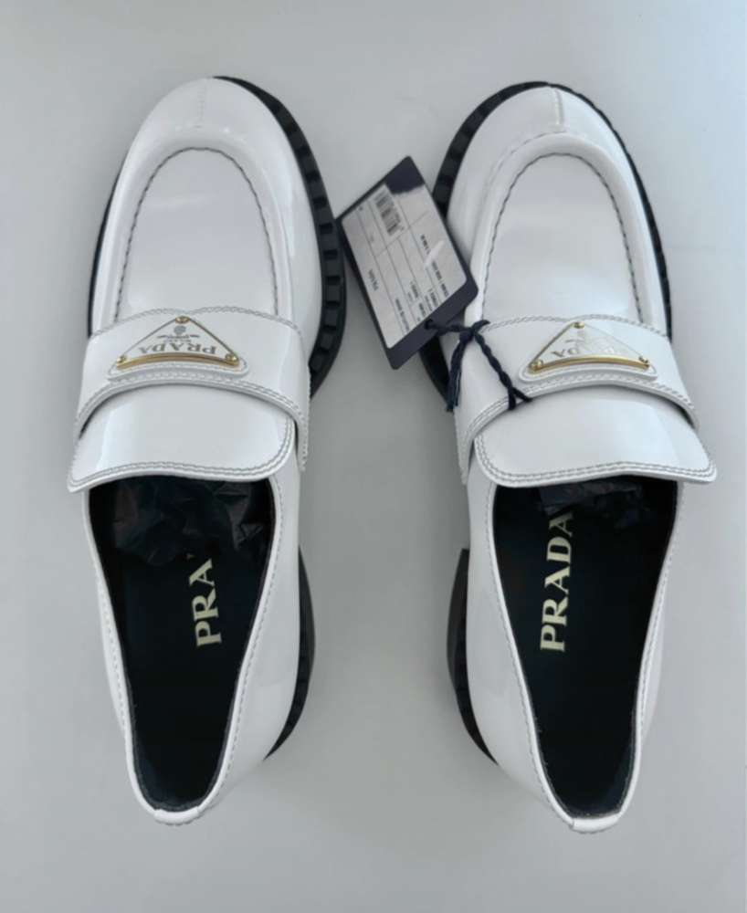 Prada mokasiny