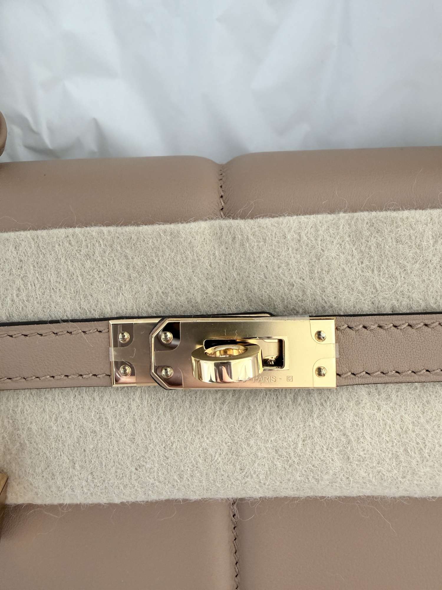 Hermès Kelly 25 Sellier Limited Padded Chai Gold