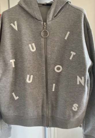 https://vipluxury.sk/Louis Vuitton mikina