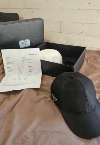 https://vipluxury.sk/Prada šiltovka