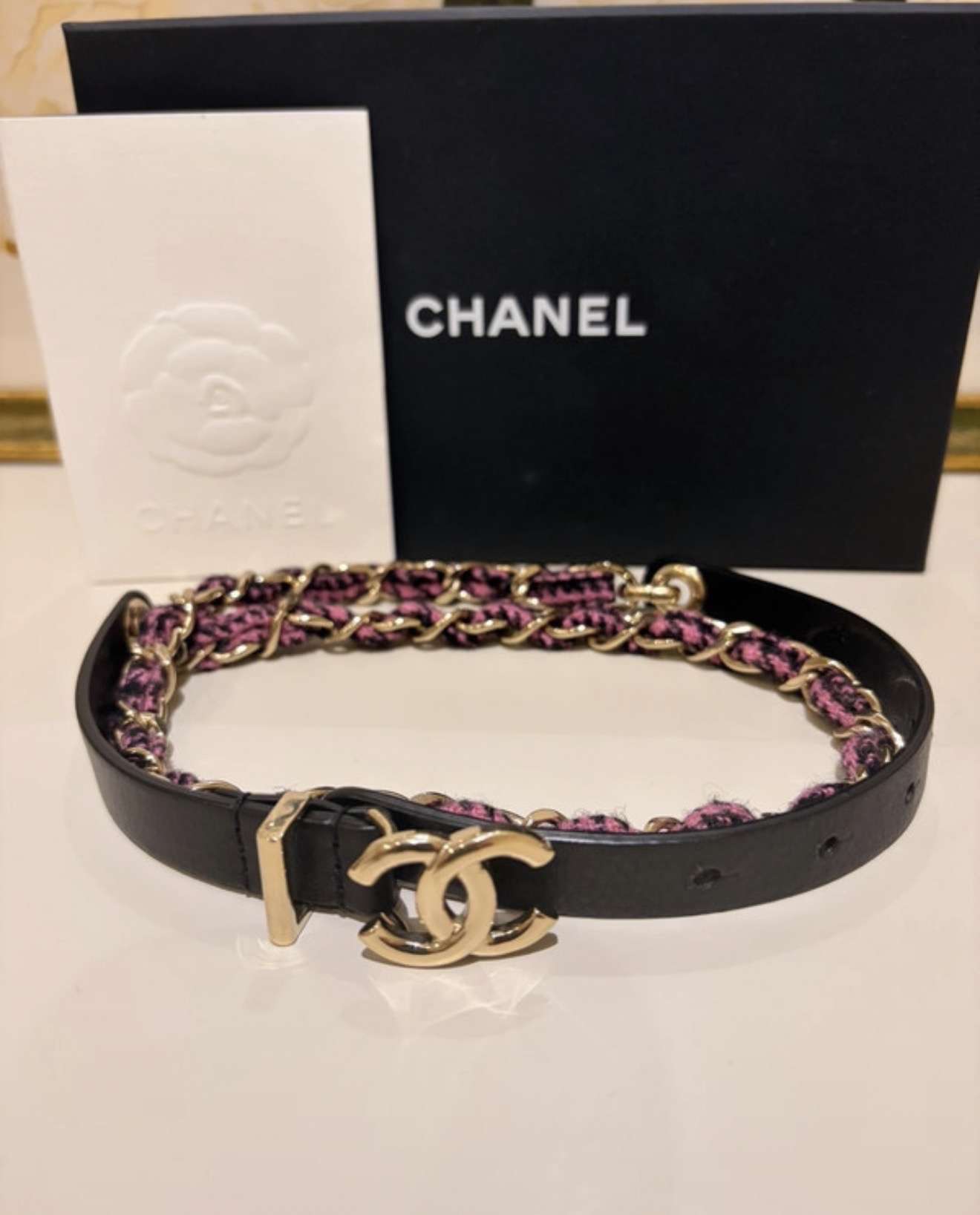 Chanel opasok