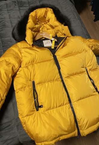 https://vipluxury.sk/Moncler bunda žltá