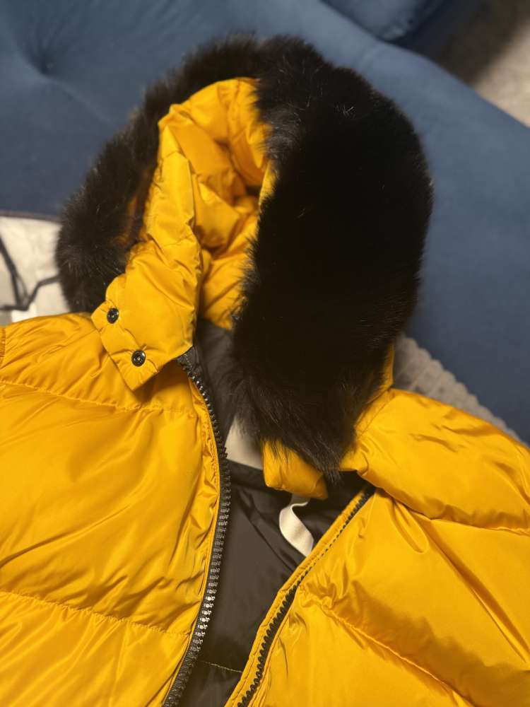Moncler bunda žltá