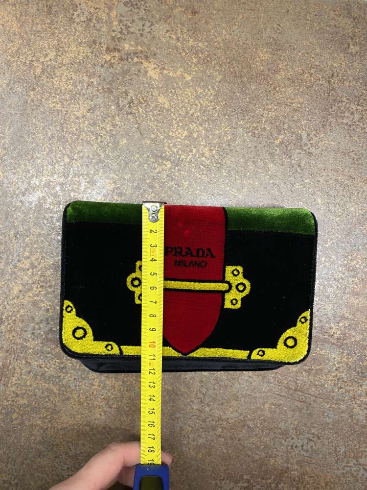 Prada kabelka