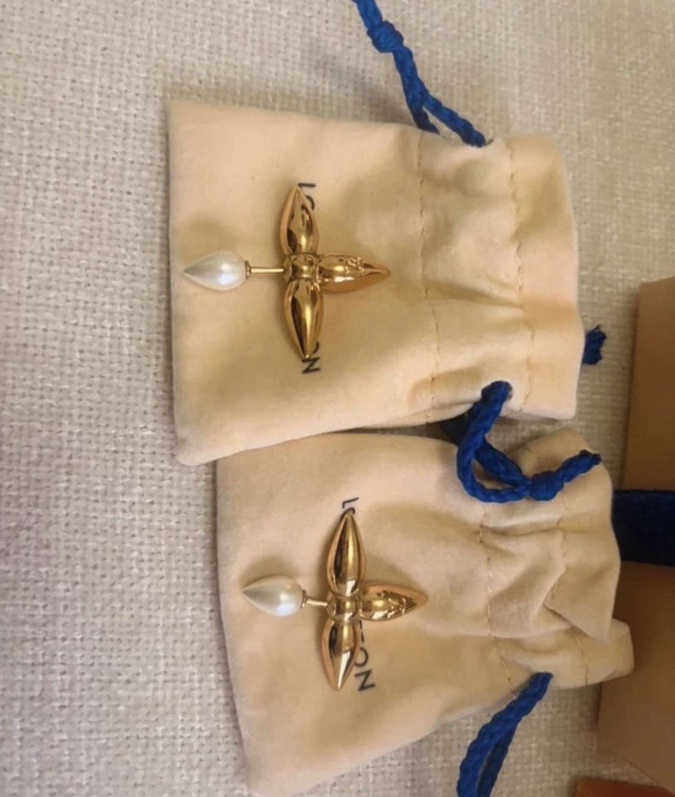 Louis Vuitton Nausnice