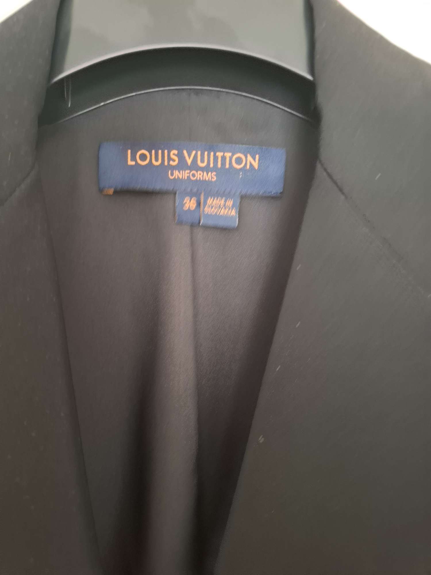 Uniforms LOUIS VUITTON FR36