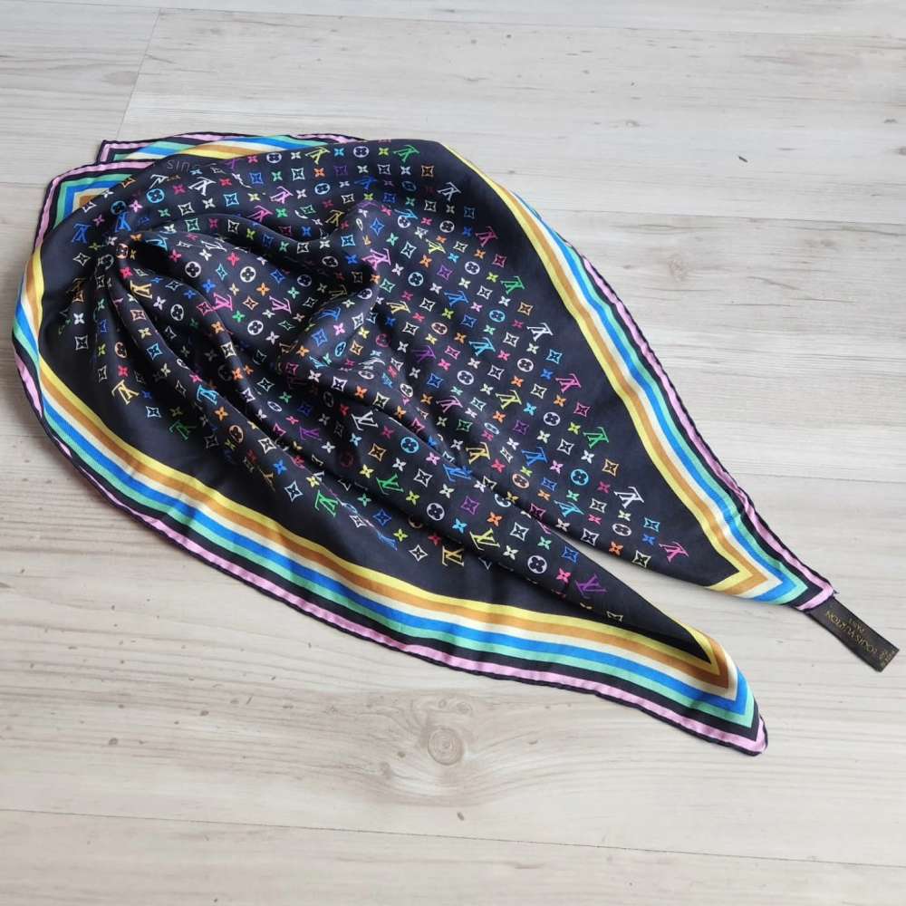 Louis Vuitton Foulard