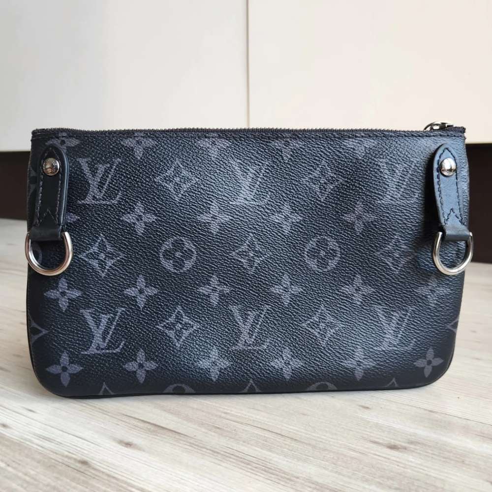 Louis Vuitton Pochette