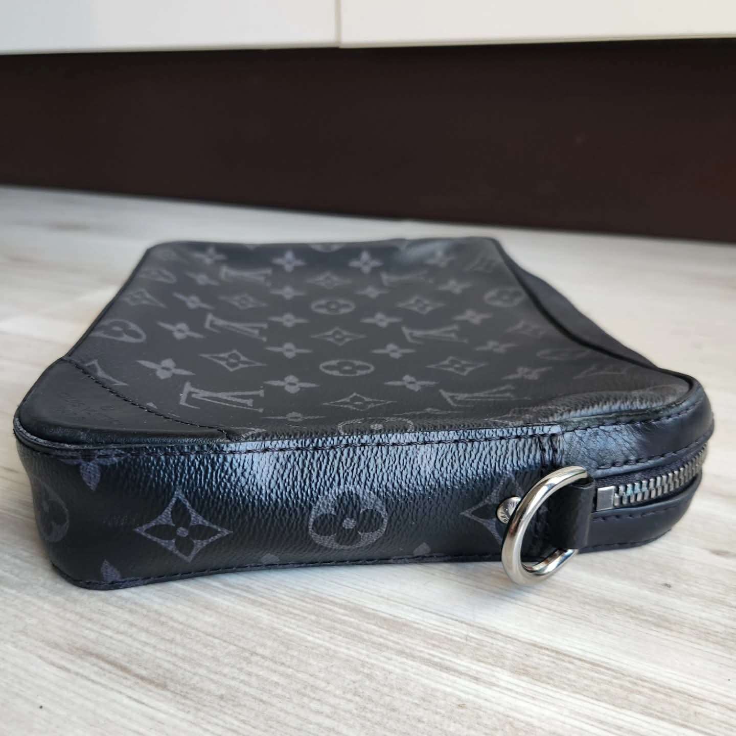 Louis Vuitton Pochette