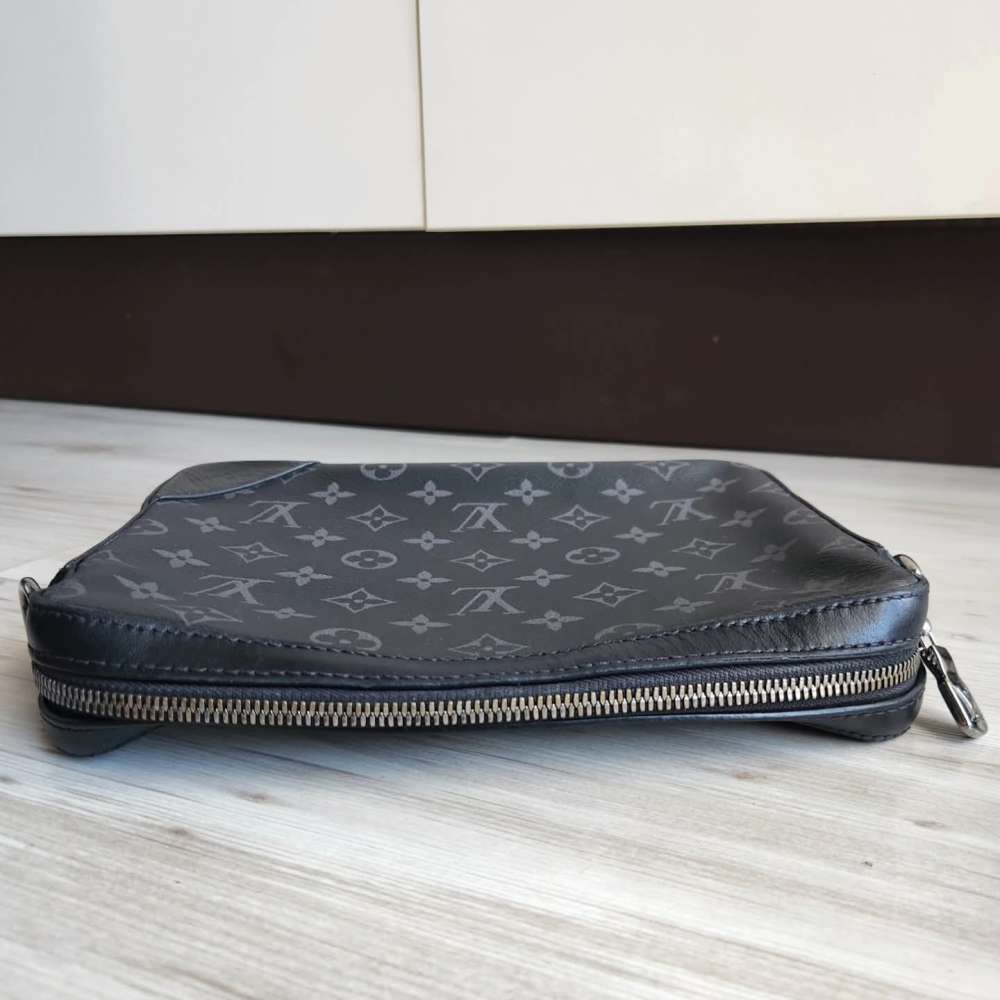 Louis Vuitton Pochette