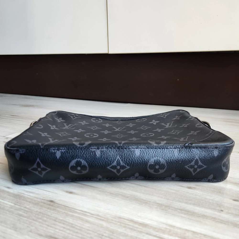 Louis Vuitton Pochette