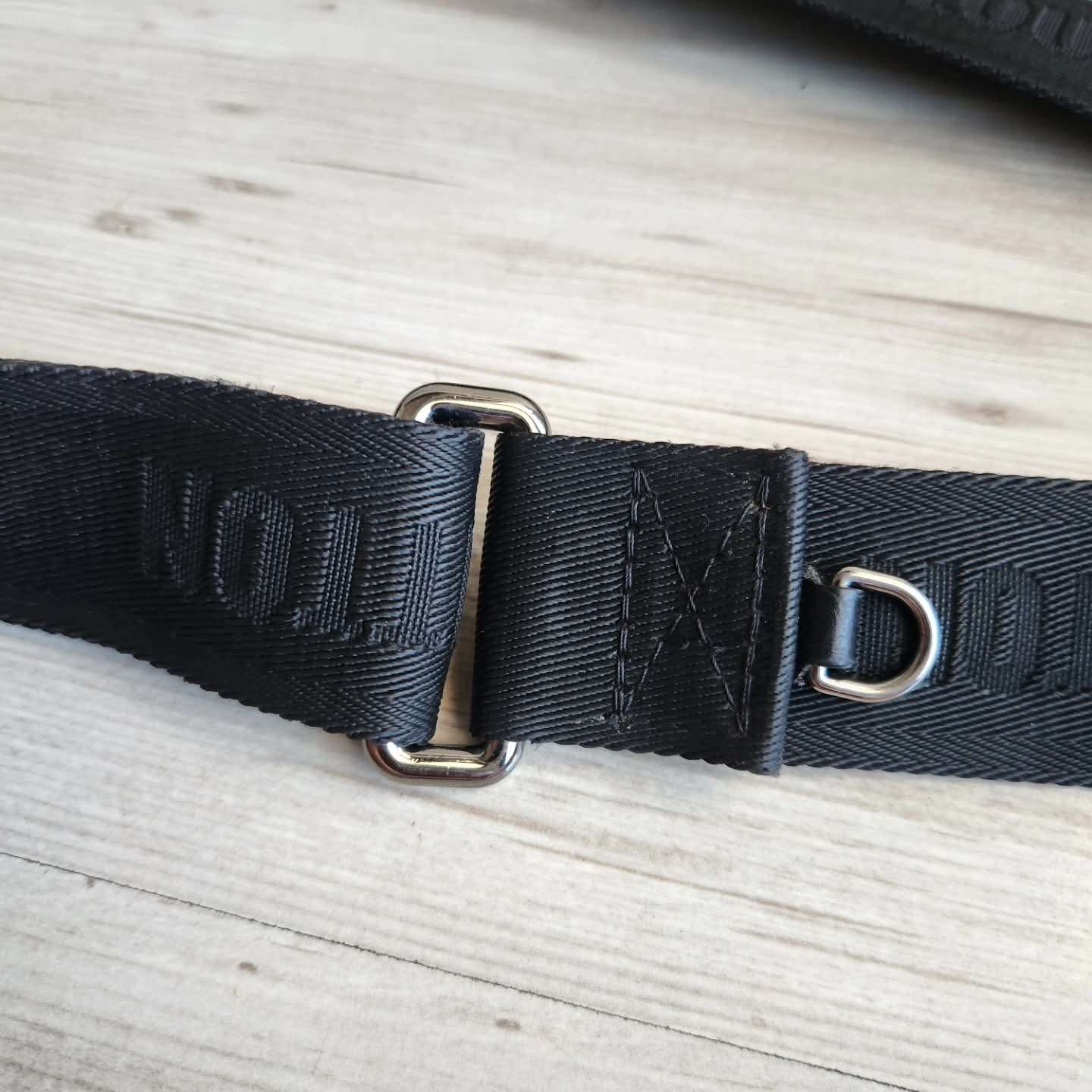 Louis Vuitton Popruh