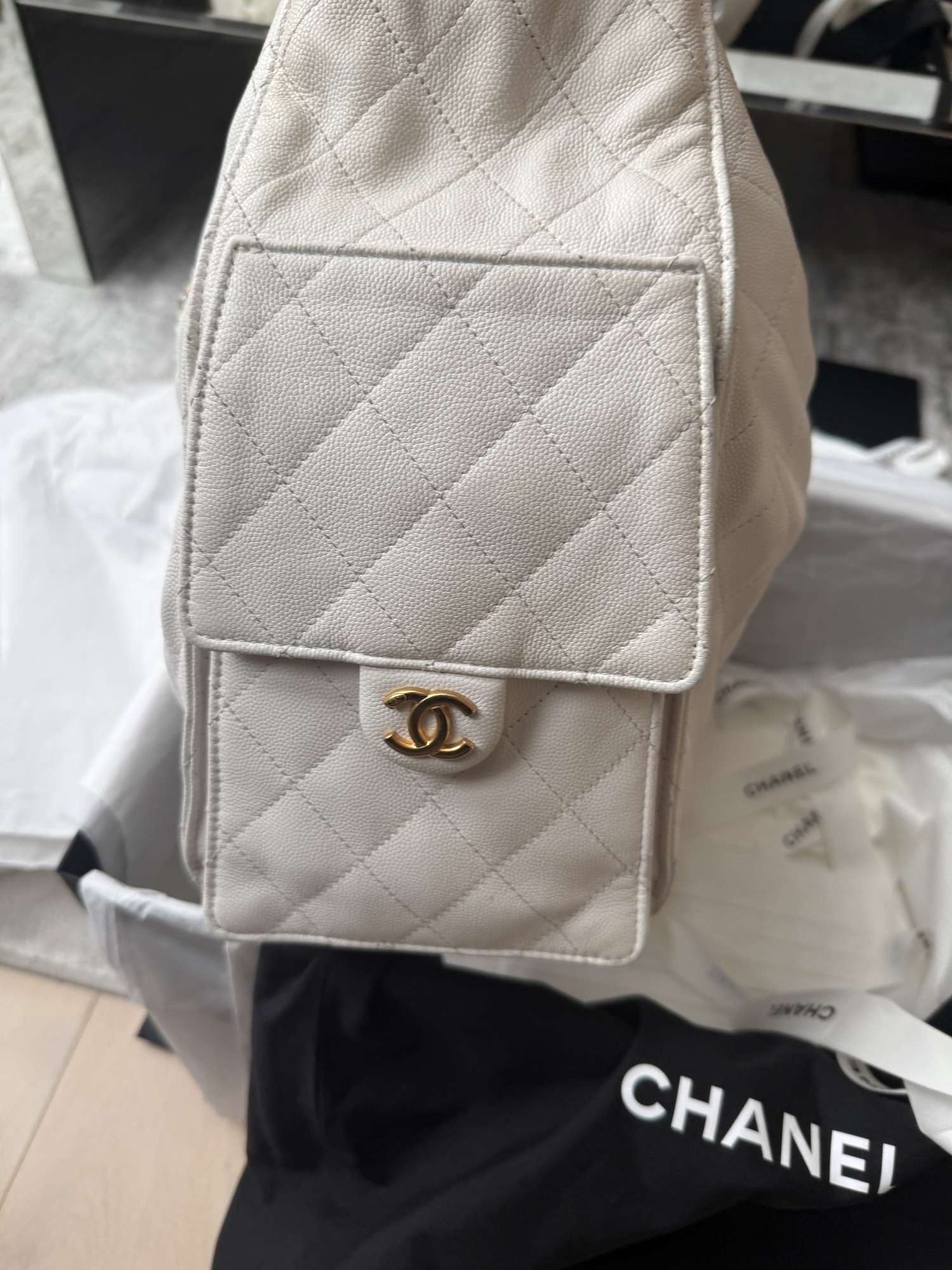 Chanel 25 medium